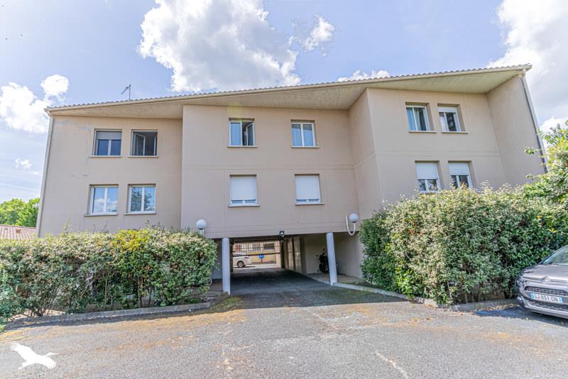 Vente Appartement PAREMPUYRE - 3 pièces -60 m² - (33290)