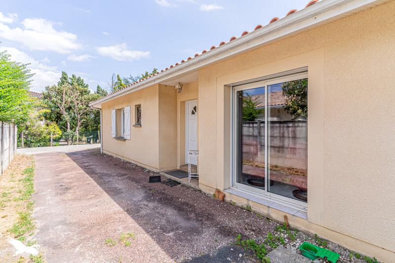 Vente Maison BLANQUEFORT - 6 pièces -143 m² - (33290)