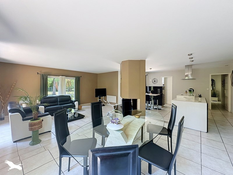 Vente Maison BLANQUEFORT - 6 pièces -135 m² - (33290)