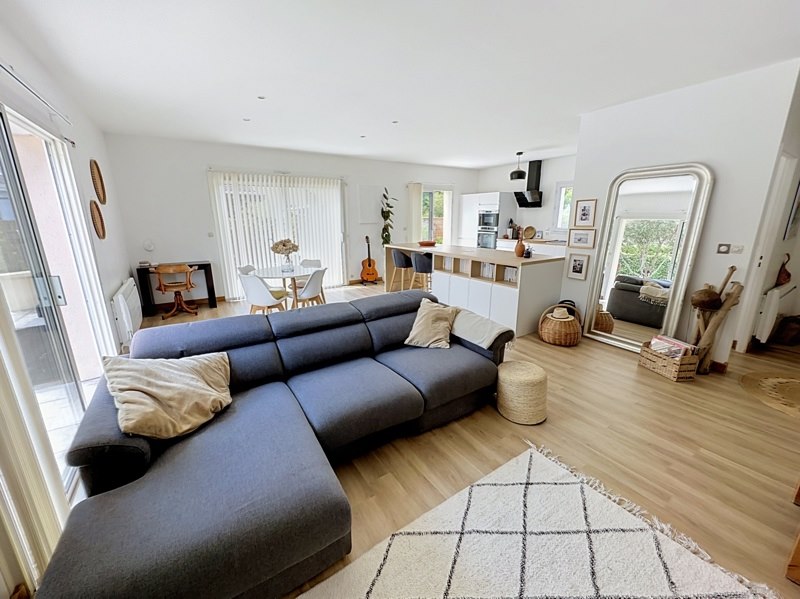 Vente Maison PAREMPUYRE - 6 pièces -125 m² - (33290)