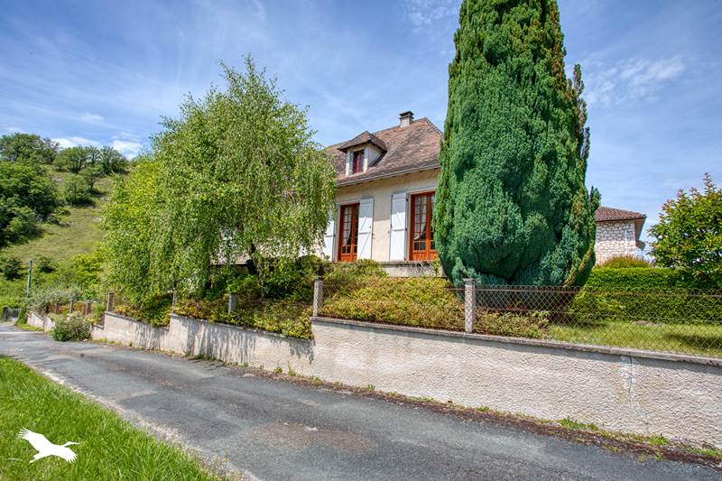 Vente Maison LACHAPELLE AUZAC - 7 pièces -174 m² - (46200)