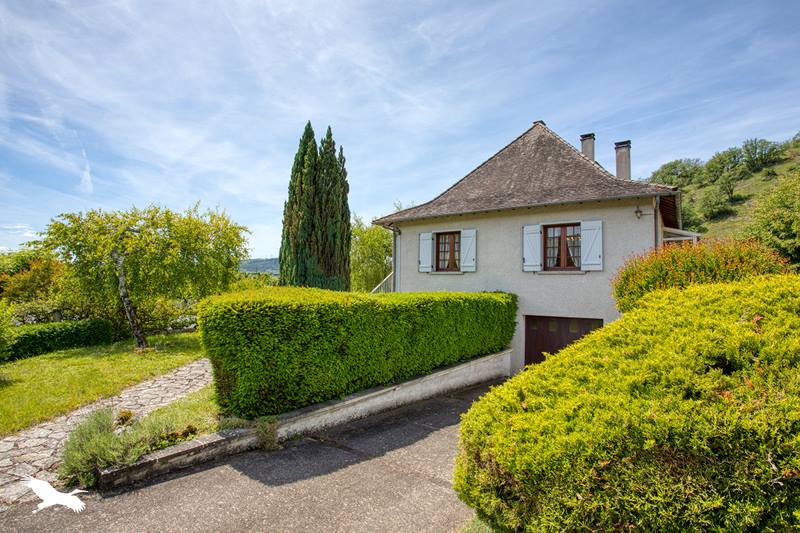 Vente Maison LACHAPELLE AUZAC - 7 pièces -174 m² - (46200)