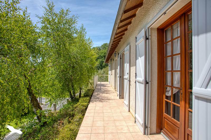 Vente Maison LACHAPELLE AUZAC - 7 pièces -174 m² - (46200)