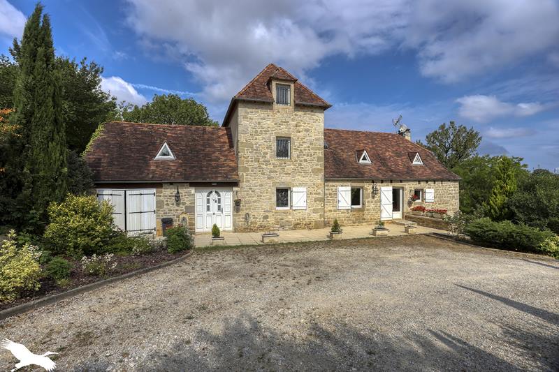 Vente Maison GIGNAC - 7 pièces -175 m² - (46600)