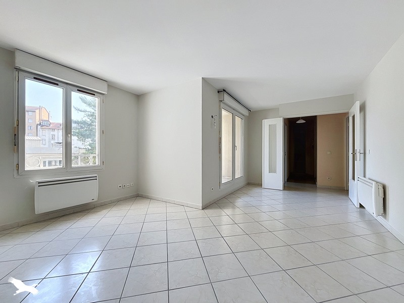 Appartement 3 pièces 66 m² · à Lyon 07 · 66 m² · 299 000 €