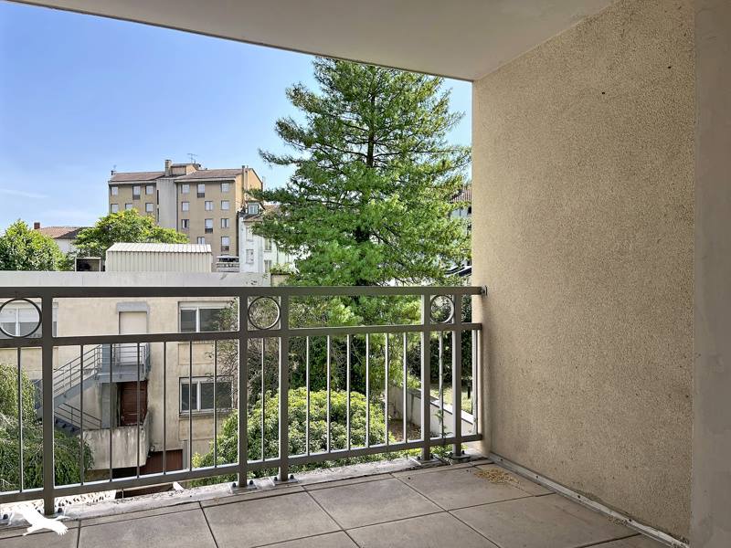 Vente Appartement LYON 07 - 3 pièces -66 m² - (69007)