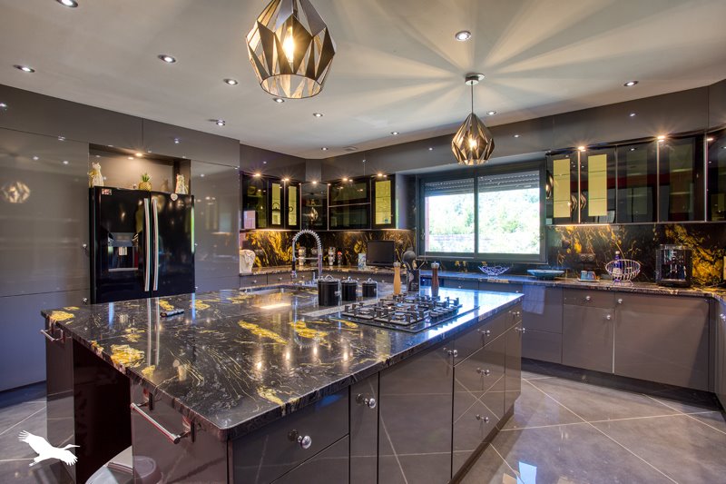 Vente Maison ISSENDOLUS - 5 pièces -250 m² - (46500)