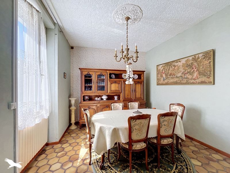 Vente Maison Sainte-Maure-de-Touraine - 6 pièces -160 m² - (37800)
