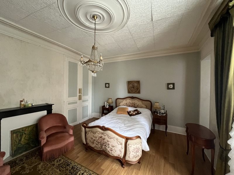 Vente Maison STE MAURE DE TOURAINE - 6 pièces -160 m² - (37800)