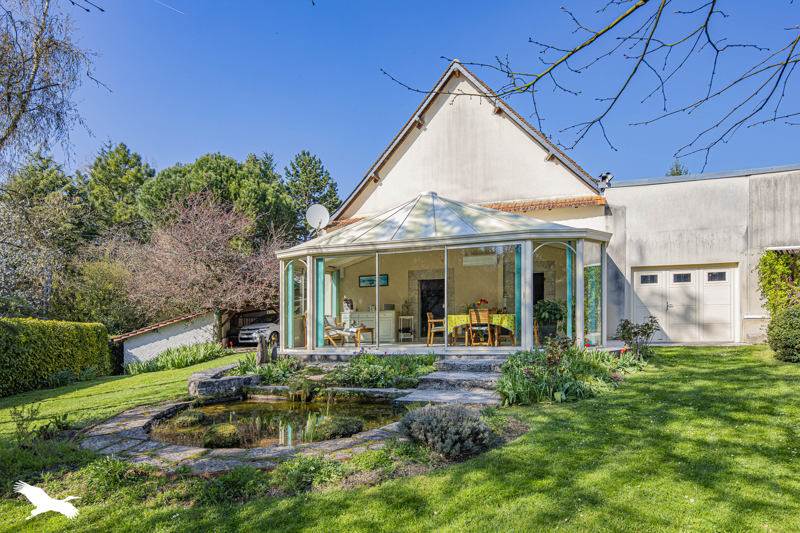 Vente Maison ST EPAIN - 5 pièces -146 m² - (37800)