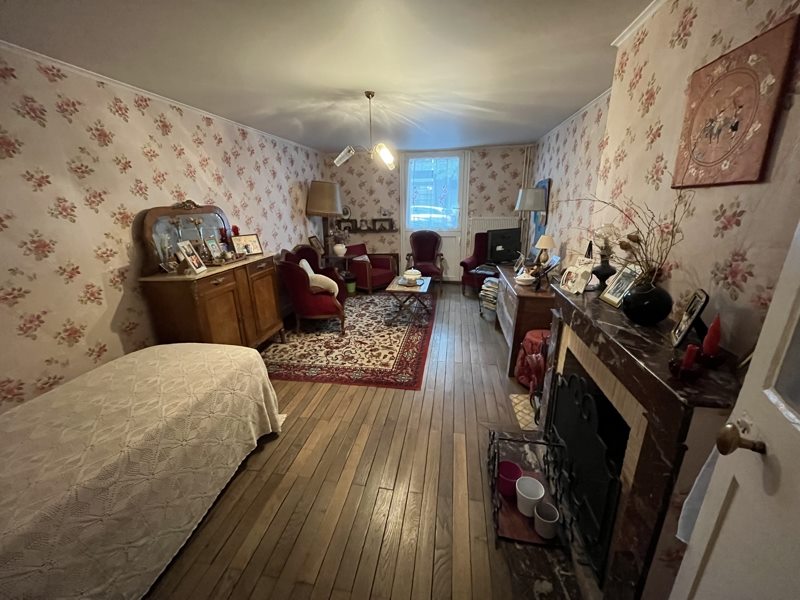 Vente Maison STE MAURE DE TOURAINE - 6 pièces -180 m² - (37800)