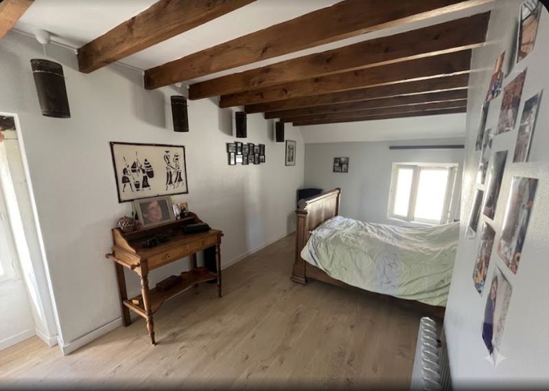 Vente Maison Dangé-Saint-Romain - 9 pièces -272 m² - (86220)
