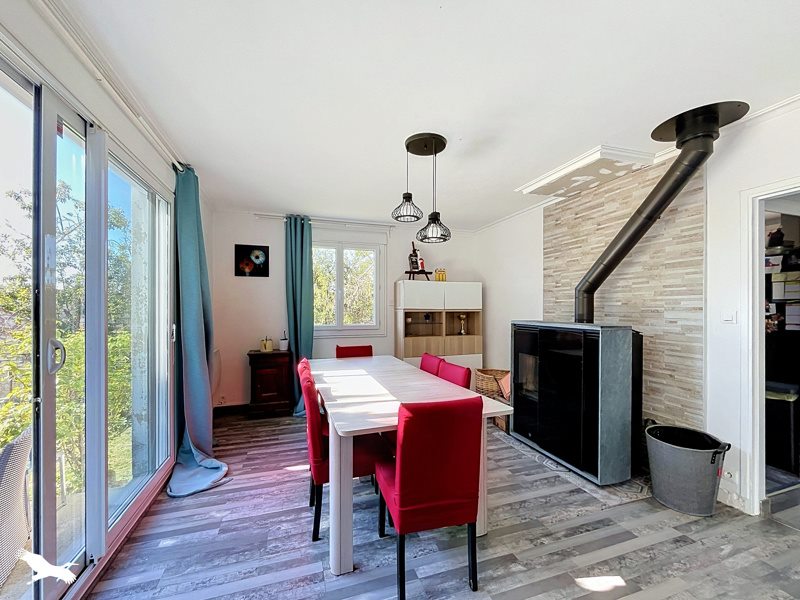 Vente Maison STE MAURE DE TOURAINE - 6 pièces -150 m² - (37800)