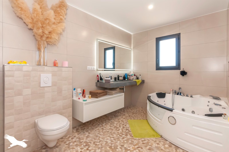 Vente Maison ADISSAN - 4 pièces -101 m² - (34230)