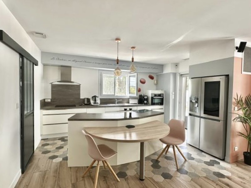 Vente Maison CANET - 5 pièces -135 m² - (34800)