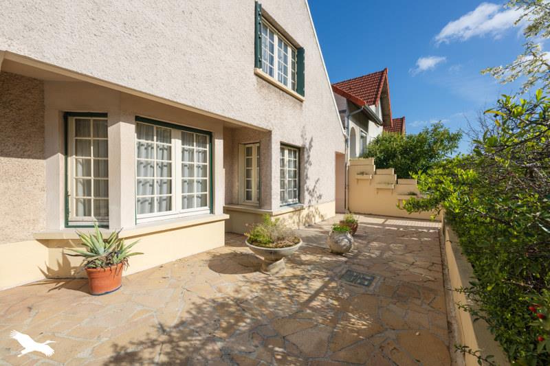 Vente Maison ISSY LES MOULINEAUX - 6 pièces -150 m² - (92130)
