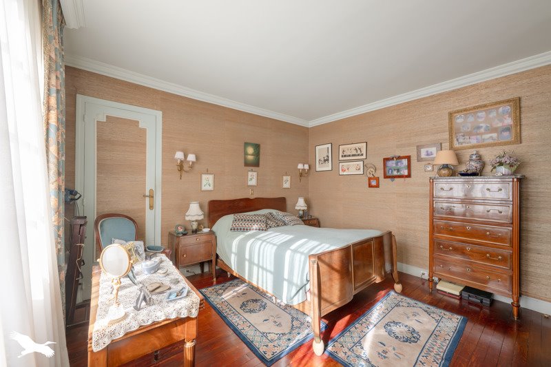 Vente Maison ISSY LES MOULINEAUX - 6 pièces -150 m² - (92130)