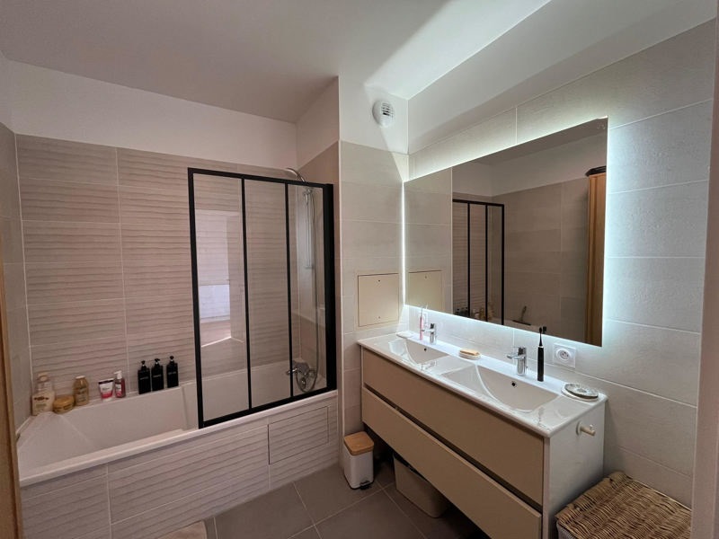 Vente Appartement CLICHY - 3 pièces -60 m² - (92110)