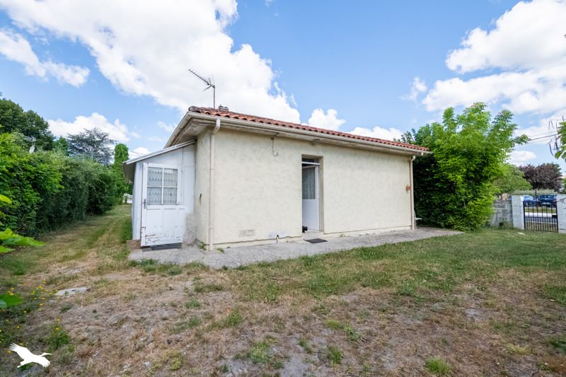 Vente Maison AMBARES ET LAGRAVE - 4 pièces -93 m² - (33440)