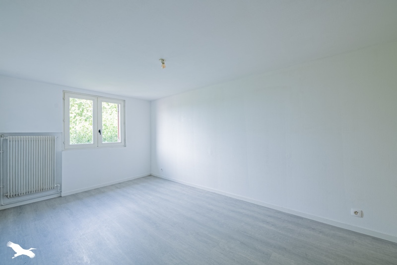 Vente Maison AMBARES ET LAGRAVE - 5 pièces -112 m² - (33440)