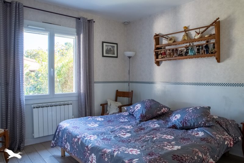 Vente Maison AMBARES ET LAGRAVE - 5 pièces -119 m² - (33440)