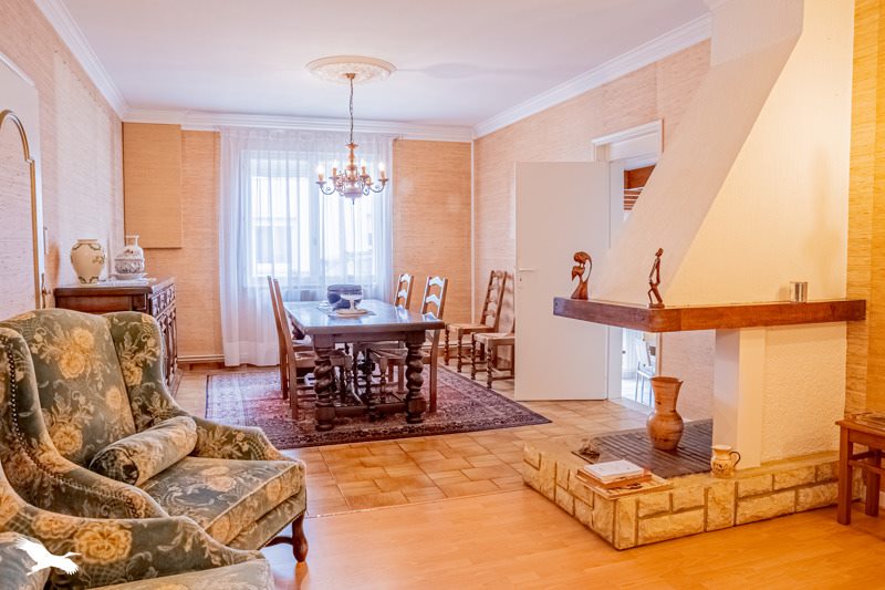 Vente Maison AMBARES ET LAGRAVE - 4 pièces -120 m² - (33440)