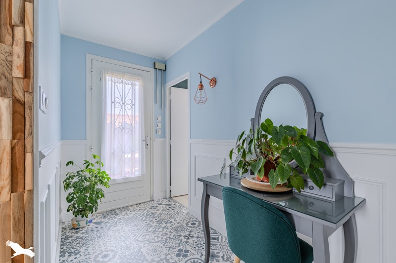 Vente Maison AMBARES ET LAGRAVE - 9 pièces -125 m² - (33440)