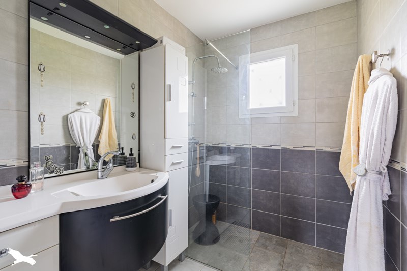 Vente Maison AMBARES ET LAGRAVE - 4 pièces -79 m² - (33440)