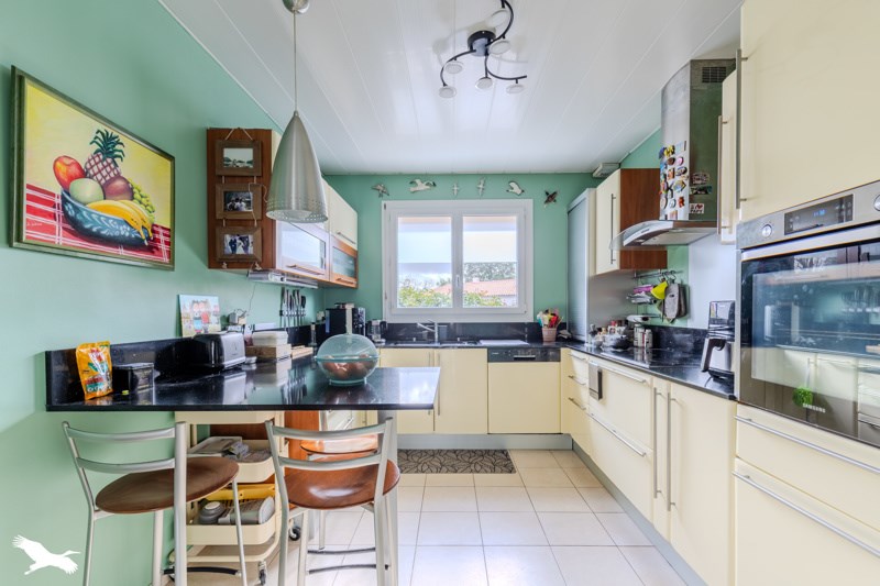 Vente Maison CARBON BLANC - 4 pièces -124 m² - (33560)