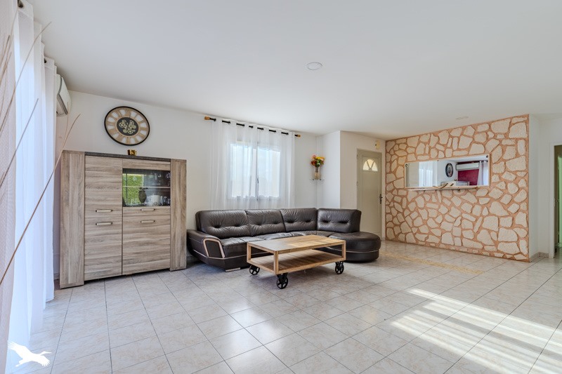 Vente Maison AMBARES ET LAGRAVE - 4 pièces -93 m² - (33440)