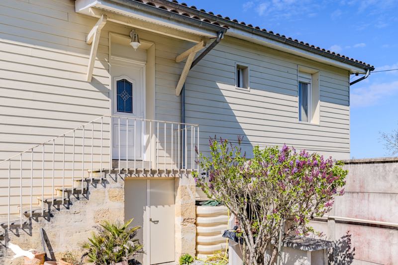 Vente Appartement AMBARES ET LAGRAVE - 3 pièces -53 m² - (33440)
