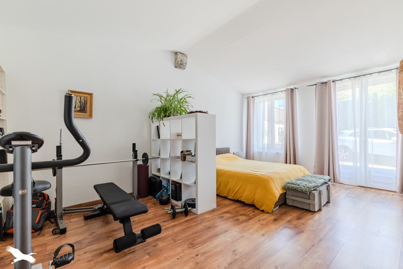 Vente Maison AMBARES ET LAGRAVE - 4 pièces -131 m² - (33440)