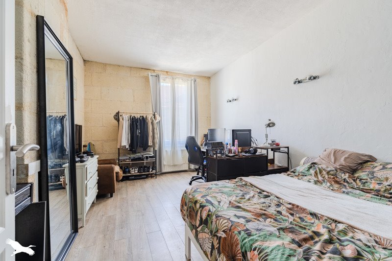 Vente Maison AMBARES ET LAGRAVE - 4 pièces -131 m² - (33440)