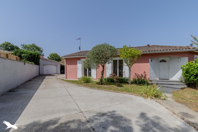 Vente Maison BASSENS - 5 pièces -140 m² - (33530)