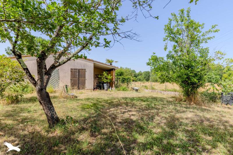 Vente Maison AMBARES ET LAGRAVE - 6 pièces -139 m² - (33440)