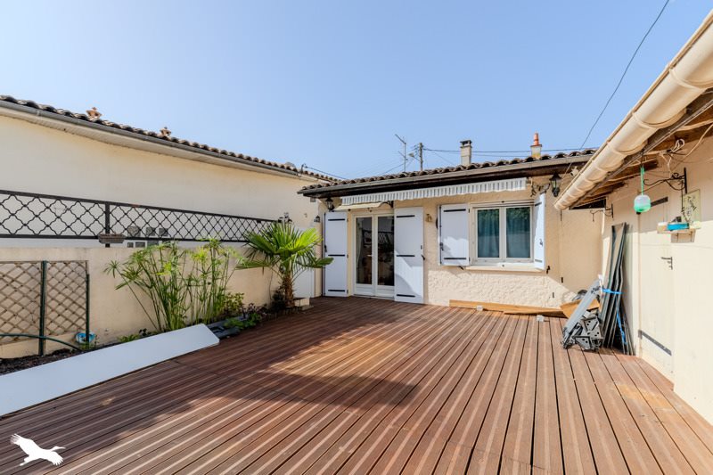 Vente Maison AMBARES ET LAGRAVE - 3 pièces -63 m² - (33440)