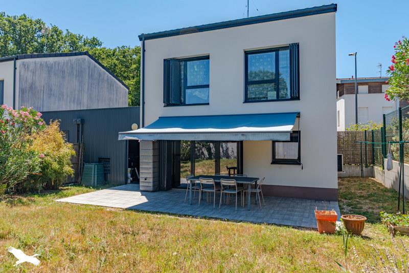 Vente Maison AMBARES ET LAGRAVE - 4 pièces -87 m² - (33440)