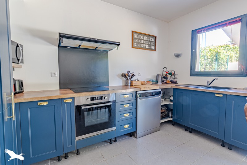 Vente Maison AMBARES ET LAGRAVE - 4 pièces -87 m² - (33440)