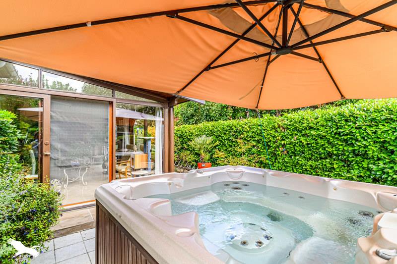 Vente Maison Ambarès-et-Lagrave - 5 pièces -137 m² - (33440)