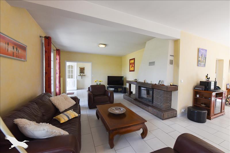 Vente Maison ST JULIEN DE CHEDON - 6 pièces -180 m² - (41400)