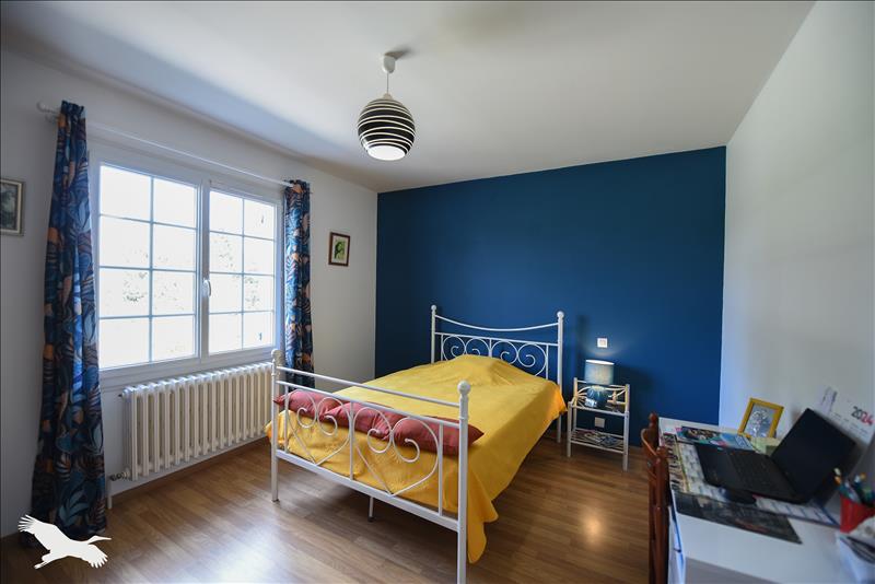 Vente Maison ST JULIEN DE CHEDON - 6 pièces -180 m² - (41400)