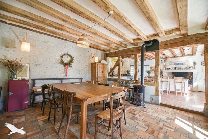 Vente Maison VALLIERES LES GRANDES - 9 pièces -225 m² - (41400)