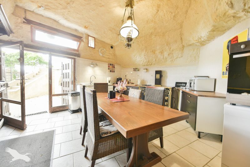 Vente Maison MONTRICHARD VAL DE CHER - 5 pièces -180 m² - (41400)