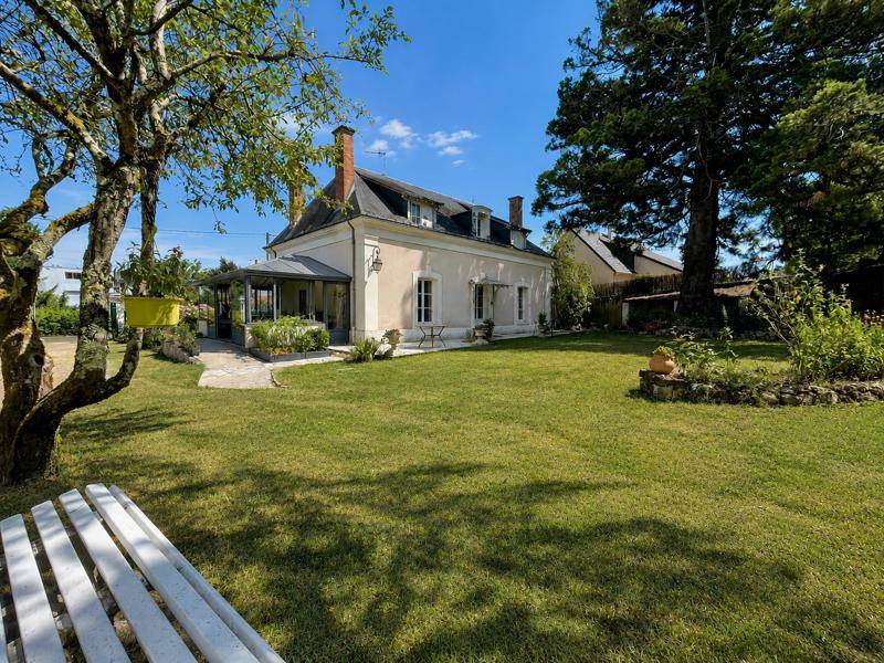 Vente Maison ST JULIEN DE CHEDON - 8 pièces -296 m² - (41400)