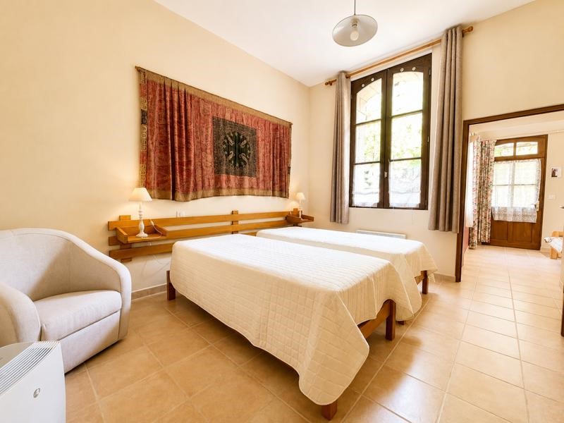 Vente Maison ST JULIEN DE CHEDON - 8 pièces -296 m² - (41400)