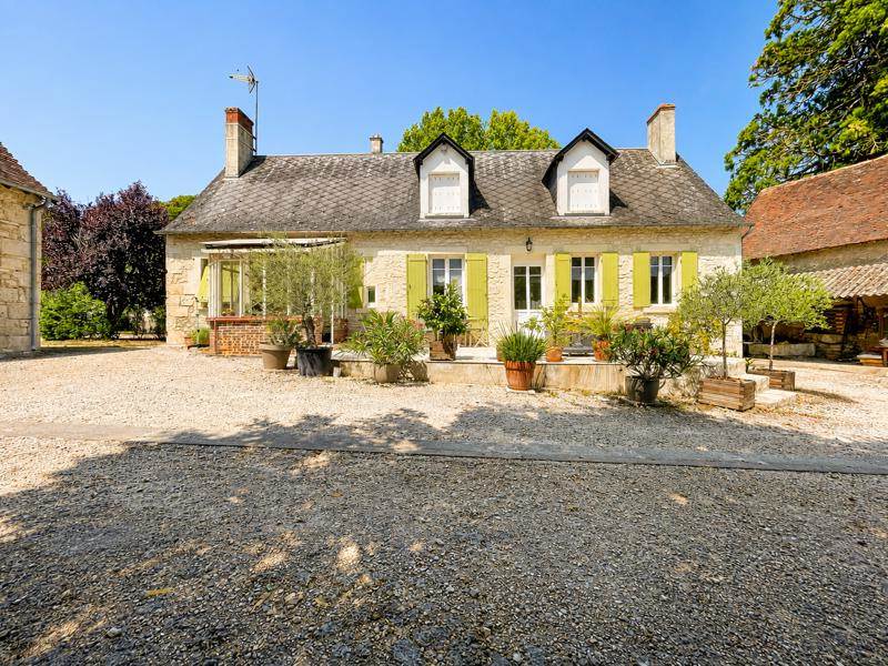 Vente Maison PONTLEVOY - 4 pièces -138 m² - (41400)