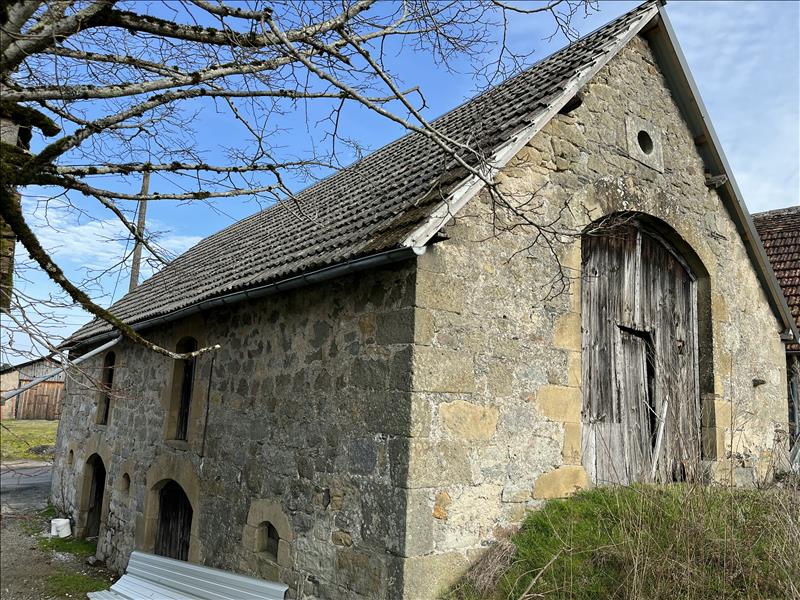 Vente Grange CUREMONTE - 2 pièces -166 m² - (19500)