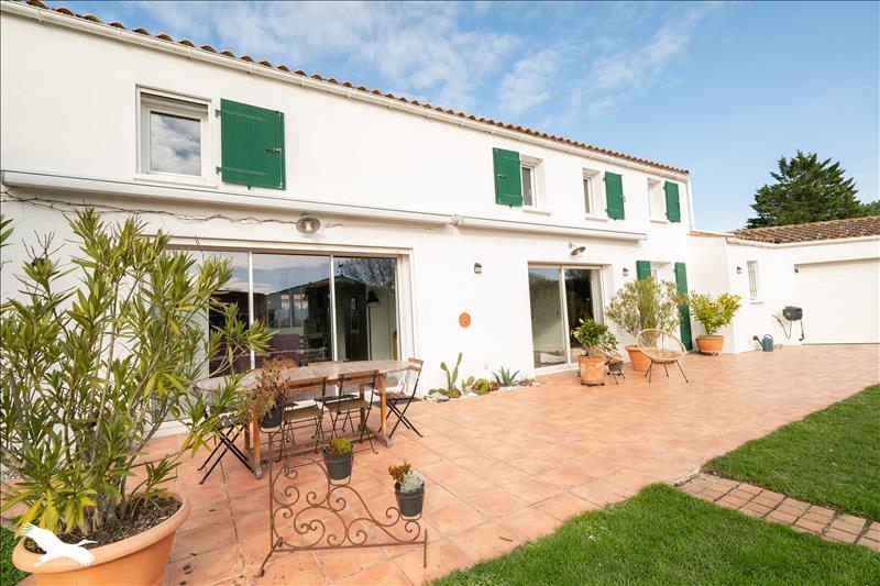 Vente Maison ST PIERRE D OLERON - 10 pièces -265 m² - (17310)