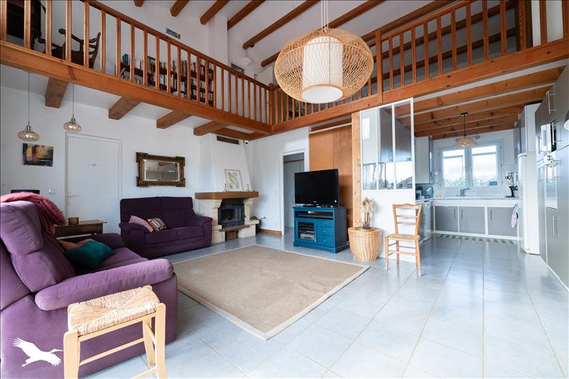 Vente Maison ST PIERRE D OLERON - 10 pièces -265 m² - (17310)