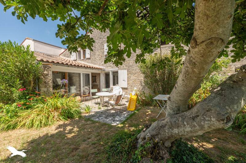 Vente Maison ST GEORGES D OLERON - 4 pièces -98 m² - (17190)